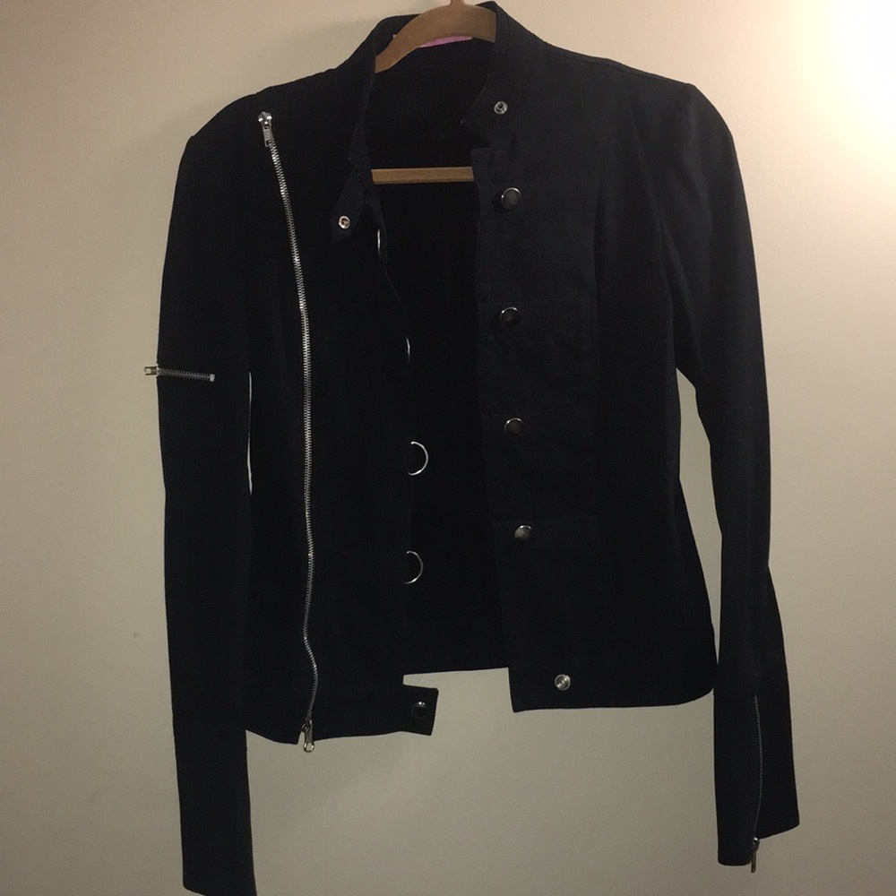Black militant buckle snap jacket